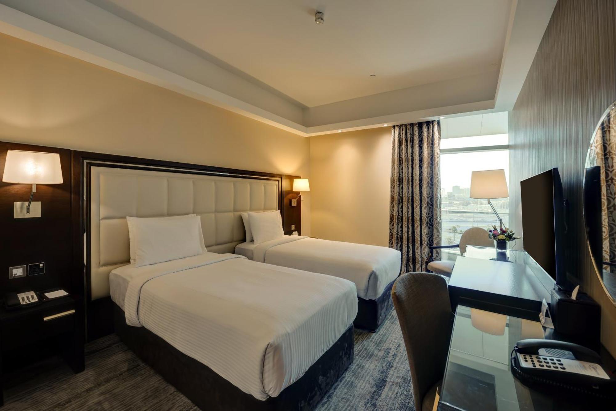 Copthorne Hotel 4*